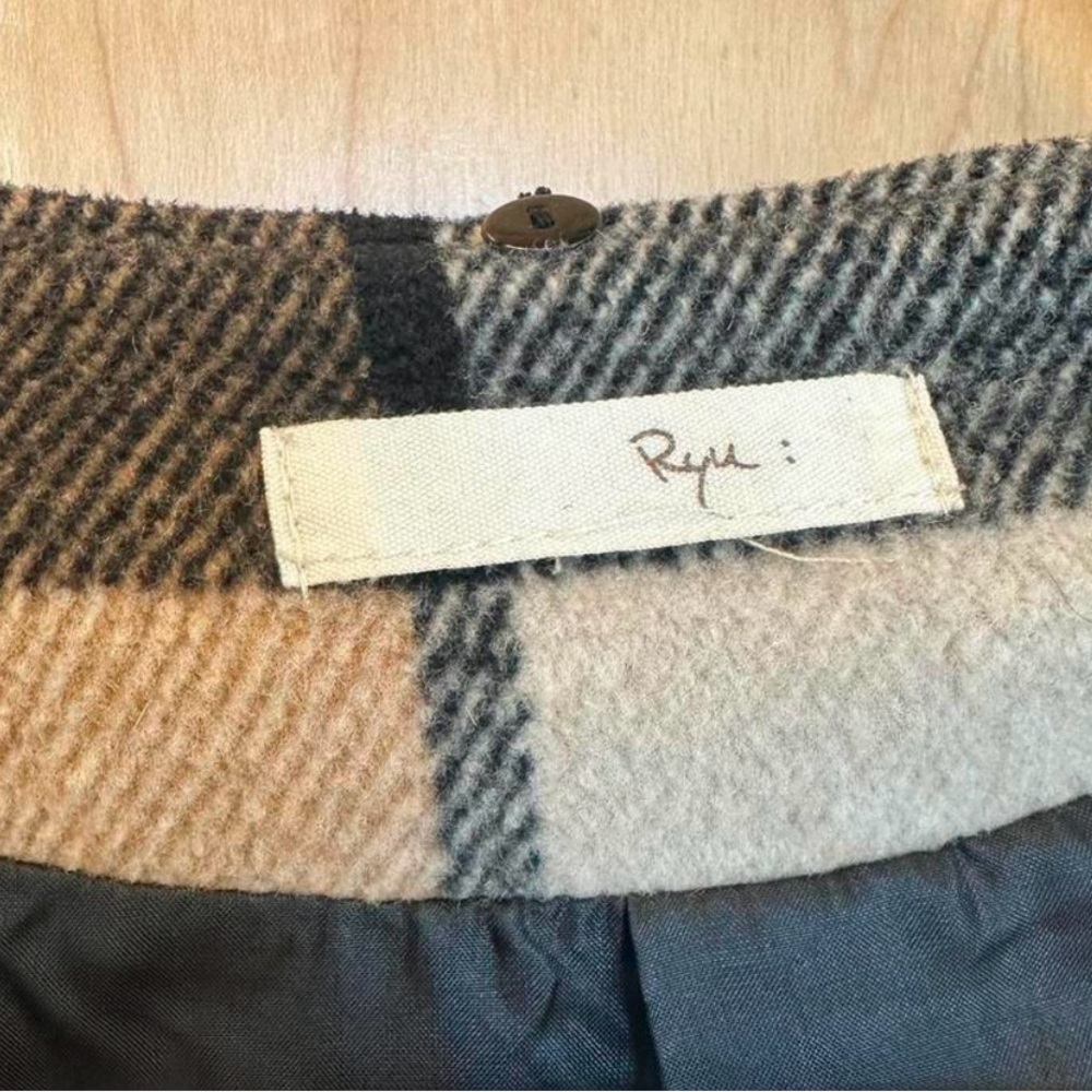 Rye Tan Black Cream Plaid Peplum Coat Jacket - Picture 2 of 3